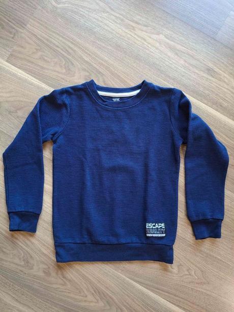 Krásne mikiny  134/140, 134