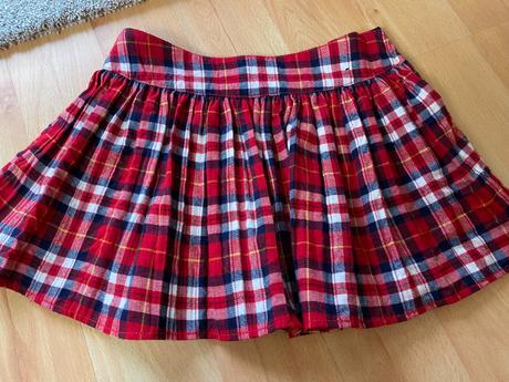 Prekrásna suknička benetton, benetton,122