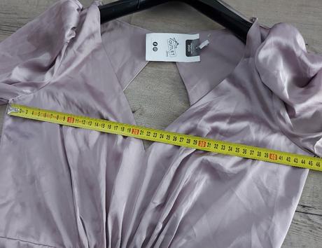 Fialkové spoločenské šaty, 38