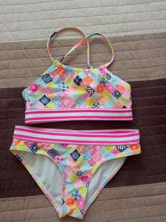 Dvojdielne plavky, 134