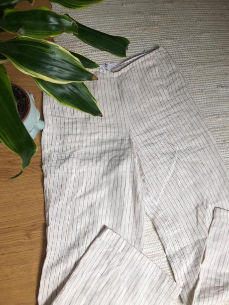 Pásikavé béžové nohavice ľanové, m