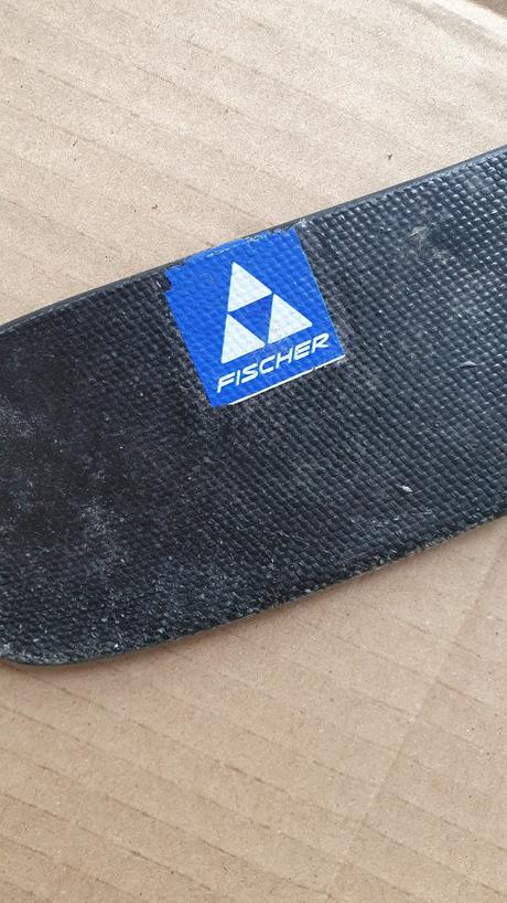 2 ks hokejky - drevená fischer + florbalová, fischer