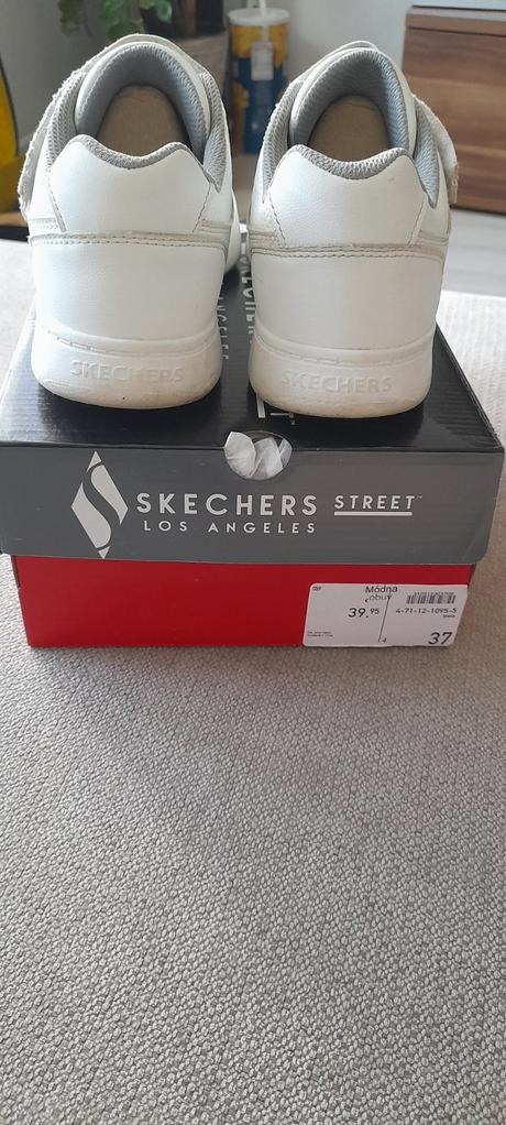 Tenisky, skechers,37