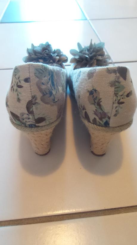 Platformy s kvetinkou, graceland,36