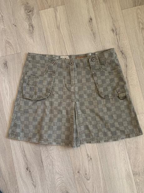 Krásna dámska sukňa l/xl, xl