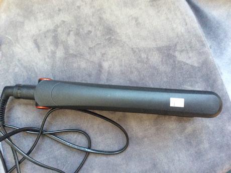 Žehlička na vlasy,