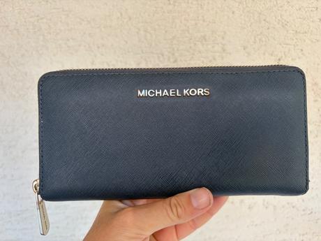 Michael kors penazenka tmavomodra koza, koza velmi, michael kors