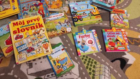 Knihy svojtka a ine pre najmensich, 