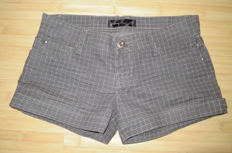 Kárované kraťasy, stradivarius,40