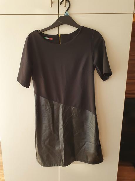 Čierne elastické šaty, 36