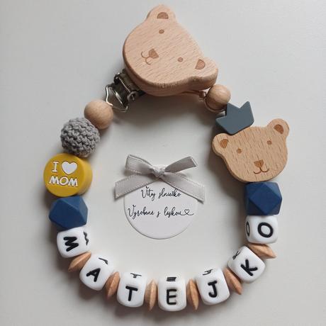 Retiazka na cumlík pre chlapčeka, 