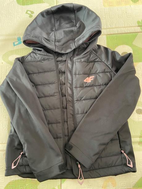 Softshelova bunda, 128