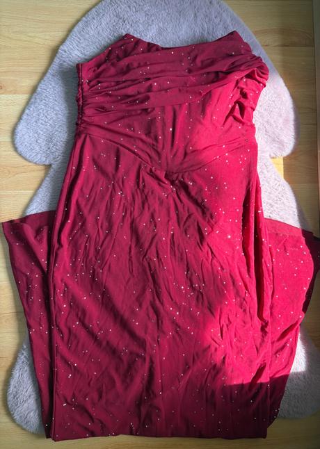 Trblietavé šaty, xl