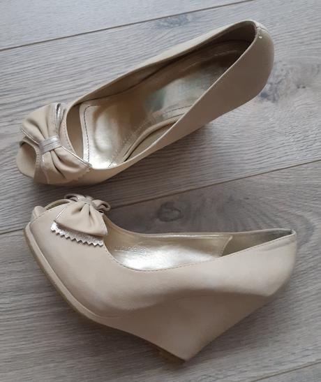 Bezove topanky s maslickou, 39