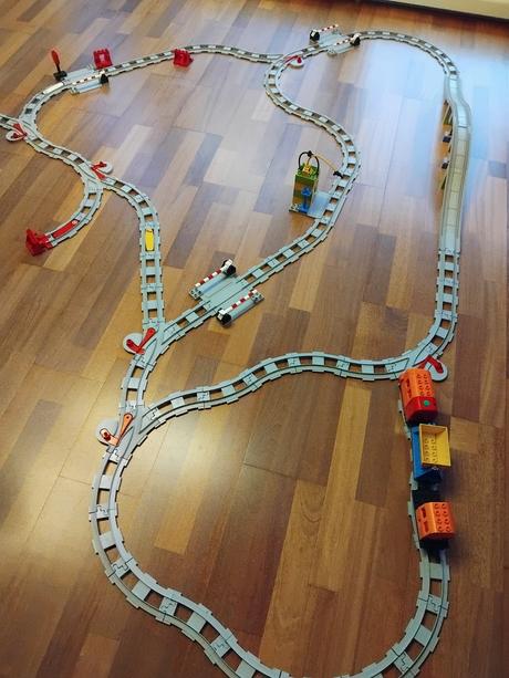Lego duplo vláčik, veľký set z viacerých balení,
