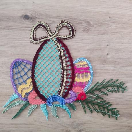 Veľkonočné vajíčka, kuriatko,