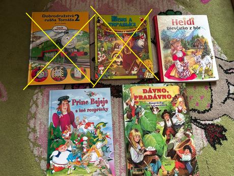Sada 3 ks pekných knižiek, 