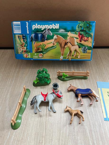 Playmobil koníky model 4188, 