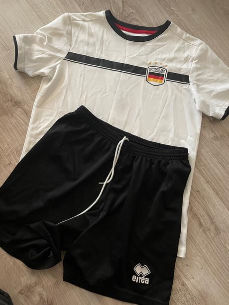 Futbalový dres deutschland 10-12 rokov, 152
