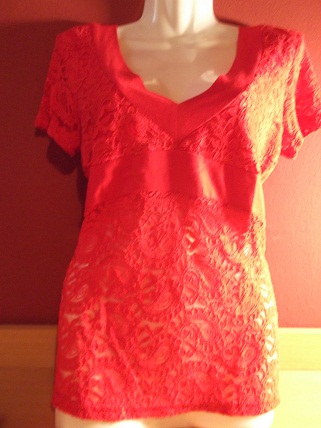 Červeno-čierny top s čipkou + 1 grátis, m