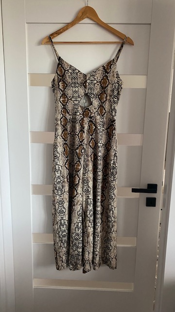 Zaujímavý overal, m