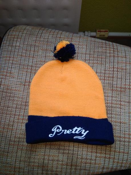 Pekné čiapky veľ.122 - 146, 122