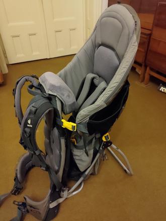 Turistický nosič, deuter