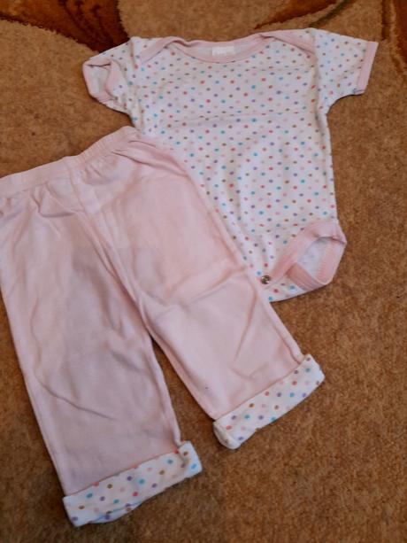 Body s nohavicami, 50