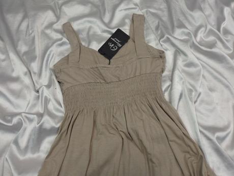 Kvalitné letné šaty, s