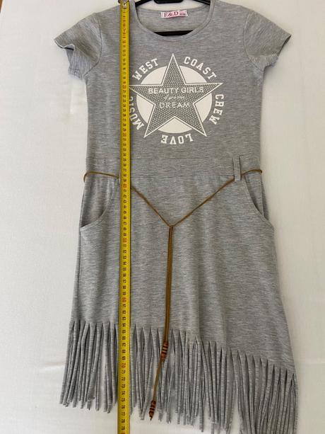 Kovbojské šaty, 140