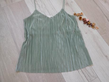 H&m  top zelenkavý pružný-s/m,, h&m,s