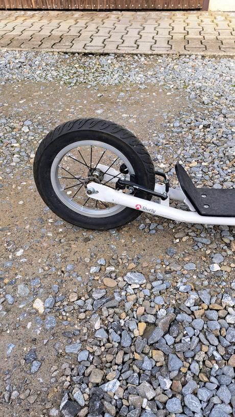 Dievčenská kolobežka, 