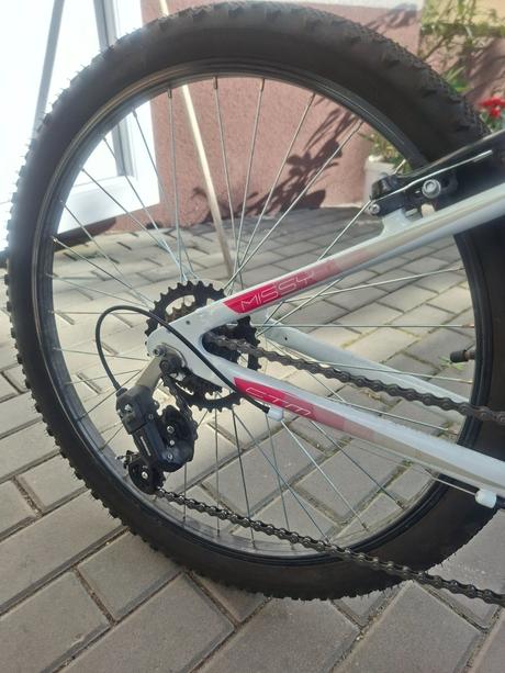Krasny bicykel, 24