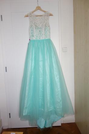 Spoločenské šaty, 34