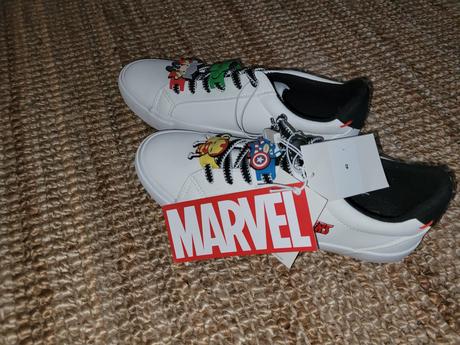 Tenisky, reserved,40