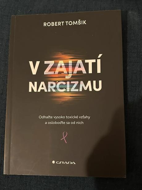 V zajati narcizmu, 