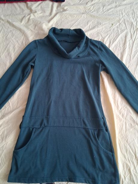 Predĺžený rolak, s