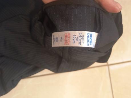 Elegantné chlapčenské nohavice, 140