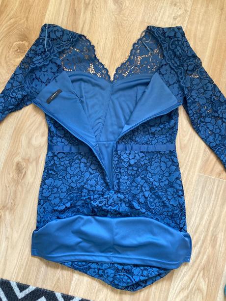 Nadherne čipkovane saty vel. 38, esprit,38