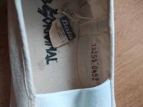 Socialistické, retro cvičky, baťa,37