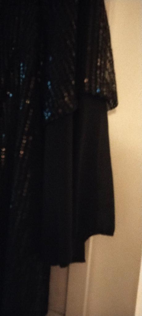 Blúzka elegantná čierna, l