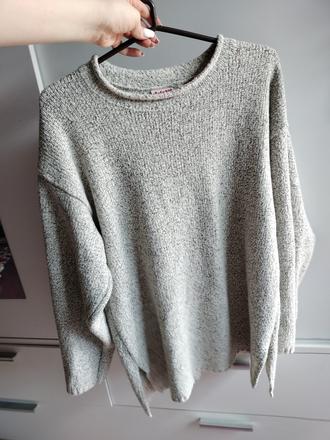 Príjemná mikina/svetrík, m