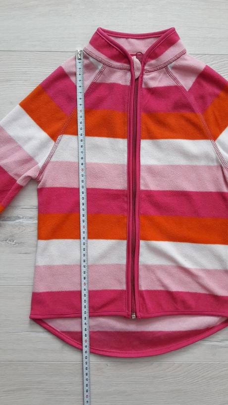 Farebný svetrík, 110