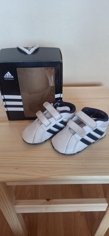 Tenisky addidas, adidas,19