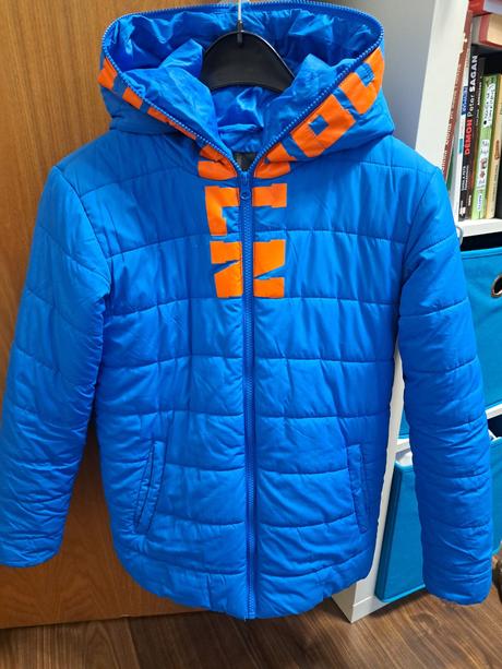 Zimná vetrovka vel. 12-13 rokov, 146