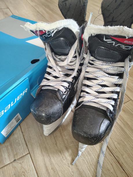 Korčule bauer vapor x3.7, bauer,38