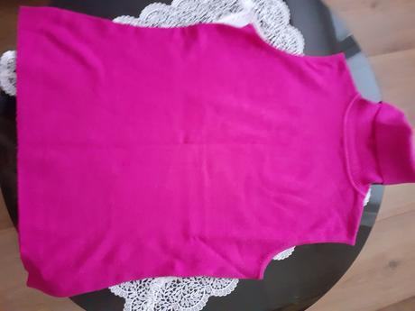 Dievcensky ruzovy rolak bez rukavov, 158