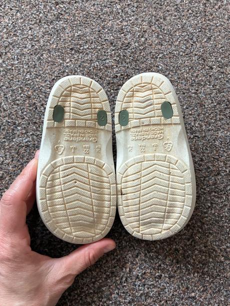 Gumené sandále do vody, 24