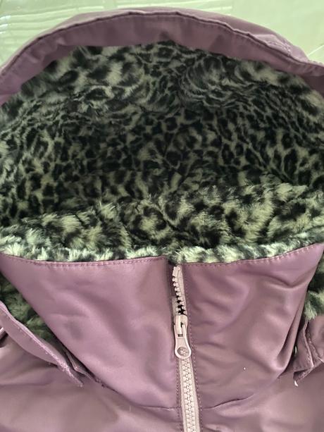 Fialová vetrovka, lindex,158