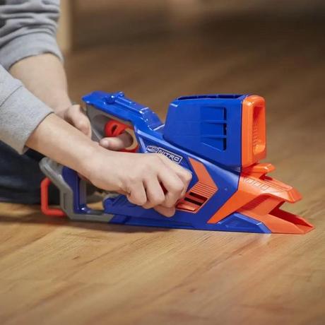 Nerf nitro pistol s autami, 